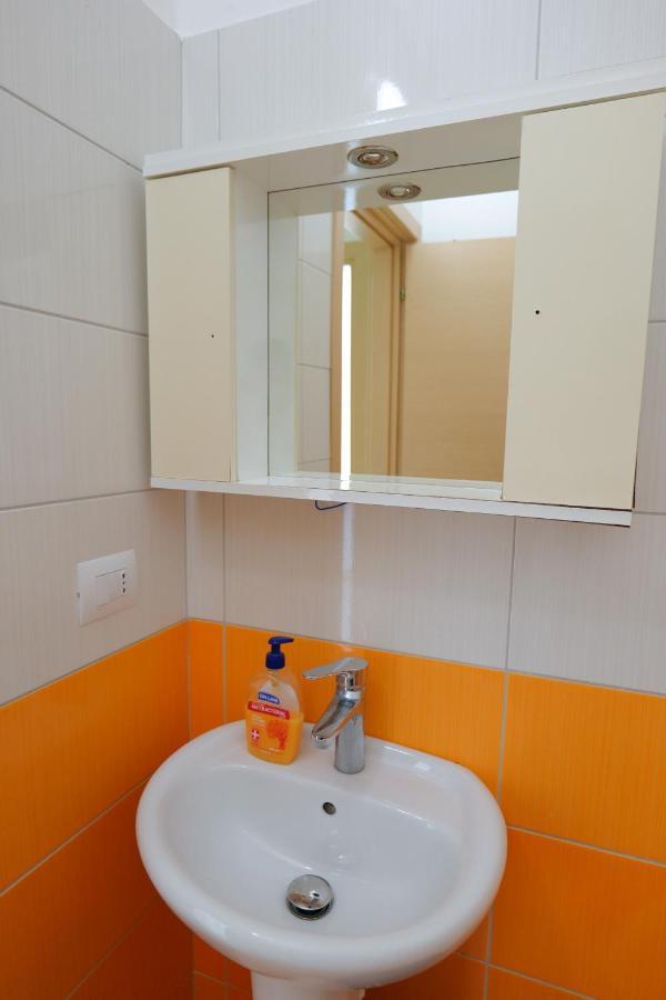 Apartament Almare